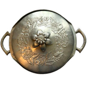 Vintage Hand Forged Hammered Aluminum Everlast Metal Casserole Dish Floral Lid